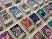 Load image into Gallery viewer, Yugioh XYZ LOT! 100 Cards Xyz Monster, 5 Rares, 5 Holos +Deck Box.