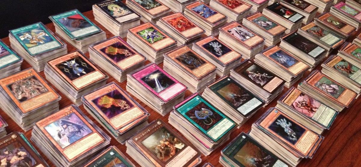 1000 YUGIOH CARDS ULTIMATE LOT YU-GI-OH COLLECTION - 50 HOLO FOILS & RARES!