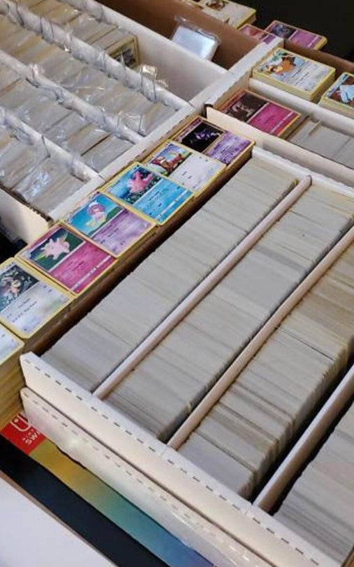 Pokemon Card Lot 4000 OFFICIAL TCG Cards Ultra Rare Included - GX EX MEGA + HOLO Pokemon Card Lot 4000 OFFICIAL TCG Cards Ultra Rare Included - GX EX MEGA + HOLO