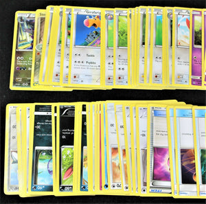 Pokémon Lot Over 500 Pokémon Cards Included - Comes with foil , Holo, and Ultra Rare Cards.