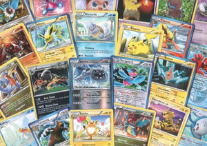Pokemon Card Lot 2000 OFFICIAL TCG Cards.